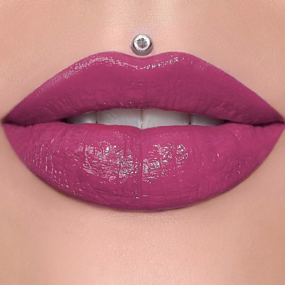 #45 Jeffree Star Supreme Gloss in More Than Friends